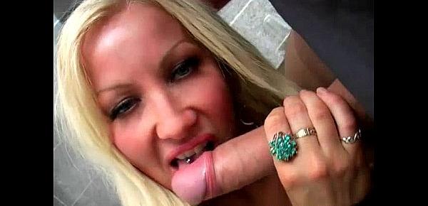  Busty whore Kyla Kroft sucking cock
